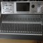 Mesa digital Roland M-400