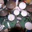Roland TD20 completa con herrajes pie de charles y pedal de bombo