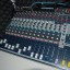 Mesa de mezclas y Altavoces IMPECABLES