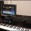 V-piano mas soporte y pedalera original