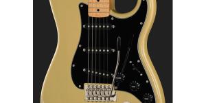 Squier Exclusive CV 70s Strat VBL