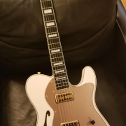 Fender Telecaster Thinline Super Deluxe Olympic white Ed.Lim. 150 unidades · A Coruña · 2600 €