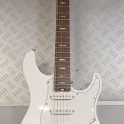 Yamaha Standard Plus Pacs + 12 Shell White Guitarra Electrica · Sevilla · 887 €