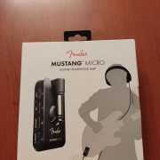 Fender Mustang Micro · Valencia · 75 €