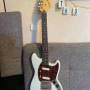 Guitarra Squier Mustang