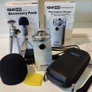 Zoom Q2 HD + Accessory pack