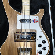 Rickenbacker 4003 Walnut 2026. Nuevo sin estrenar. · Madrid · 2700 €