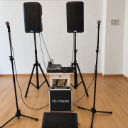 Equipo de Sonido Thomann 4500W pico. Perfecto estado · Navarra · 800 €