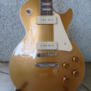 Gibson Les Paul 50s Goldtop + funda dura · Madrid · 2200 €