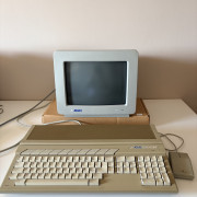 ATARI 1040 STE + Notator 3.0 + Dongle · Barcelona · 325 €