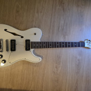 Fender Telecaster "Jim Adkins" blanca · Zaragoza · 800 €