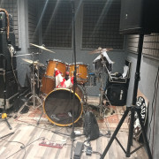 Joey Rocks! Locales de ensayo