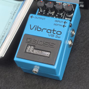 Boss Vibrato VB-2w Waza Craft