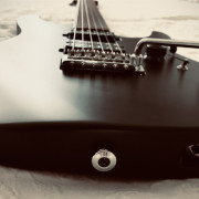Ibanez AZ2402 – Negra mate – Impecable · Madrid