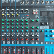 Mixer Yamaha MG12XU · Gipuzkoa · 220 €