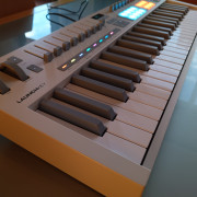 Novation Launchkey 49 mk4 · Zamora · 160 €