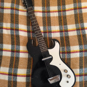 Silvertone 1448 con amp in case · Sevilla · 1050 €