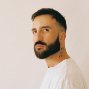 Cantante para eventos y fiestas en Barcelona | Pop y acústico · Barcelona