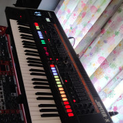 Roland Jupiter X + Extras · Guadalajara · 1800 €