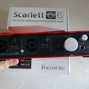 Focusrite Scarlett 6i6 Interfaz Audio USB