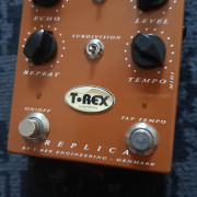T-Rex Replica Delay · Valencia · 180 €
