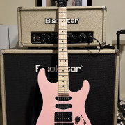 Fender HM Strat Edición Limitada Relic · Valencia · 800 €