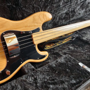 Fender Precisión fretless 1976 STING THE POLICE · Lugo · 3990 €