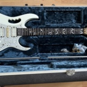 Guitarra Ibañez Jem 7v WH 2003 gama alta