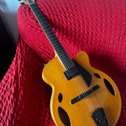 Josep Melo Archtop 2000 · Barcelona · 3800 €
