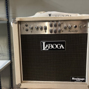 Vendo Combo Laboga Alligator 30W Pure A-Class + Celestion G12H + Flycase y Extras · Barcelona · 1100 €