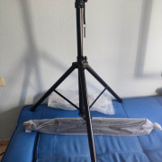 [VENDO] Dos pies para altavoz/monitor PA nuevos · Alicante · 30 €