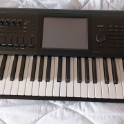 Korg Kronos 3 · Pontevedra · 2100 €