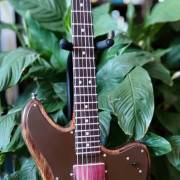 Guitarra eléctrica ELg. · Madrid · 375 €