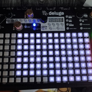 Synthstrom Deluge impoluto