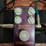 Pedal Mad Professor royal blue overdrive