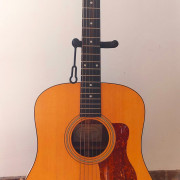 Guitarra Electroacústica Taylor 210-E Dreadnought