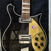 Rickenbacker 660/12 Jetglo 2026 , Nueva sin estrenar. · Madrid · 3399 €