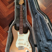 Fender Vintera strat 60 Road worn. 9'5 trastes nuevos+ Estuche rígido · Cantabria · 700 €