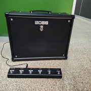 BOSS KATANA 100 MKII + Footswitch BOSS GA FC · Barcelona · 290 €