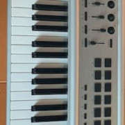 Vendo controlador MIDI Swissonic 88 teclas · Guadalajara · 150 €