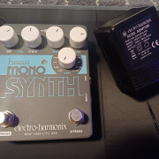 EHX bass mono synth · Zaragoza · 85 €