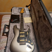 Fender American Pro II Stratocaster HSS · Toledo · 1550 €