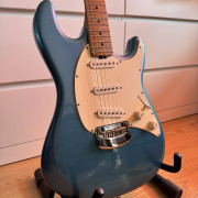 Music Man Cutlass SSS RS · Madrid · 2300 €