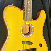 Impresionante Guitarra Fender Acoustasonic Player · Segovia · 850 €