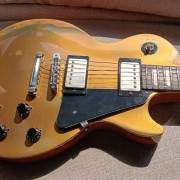 Gibson Les Paul Studio '50s Tribute Goldtop Humbuckers · Navarra · 980 €