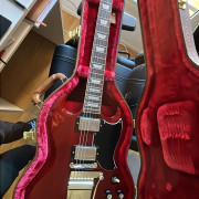 Gibson SG Maestro · Madrid · 1750 €