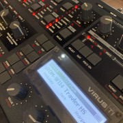 Access Virus TI · Alicante · 925 €