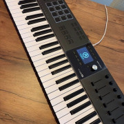 Arturia KeyLab 61 mk3 + V Collection 9 y Pigments