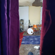 Se busca batería para grupo de rock alternativo estable y con local · A Coruña