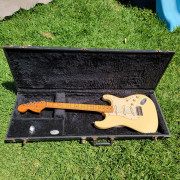 Fender USA ‘68 Reverse Stratocaster 2001-02 - Olympic White voodoo hendrix · Pontevedra · 1999 €